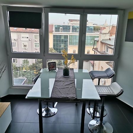 Sky-View Apartmentin Perfect City Center Sofia Zewnętrze zdjęcie